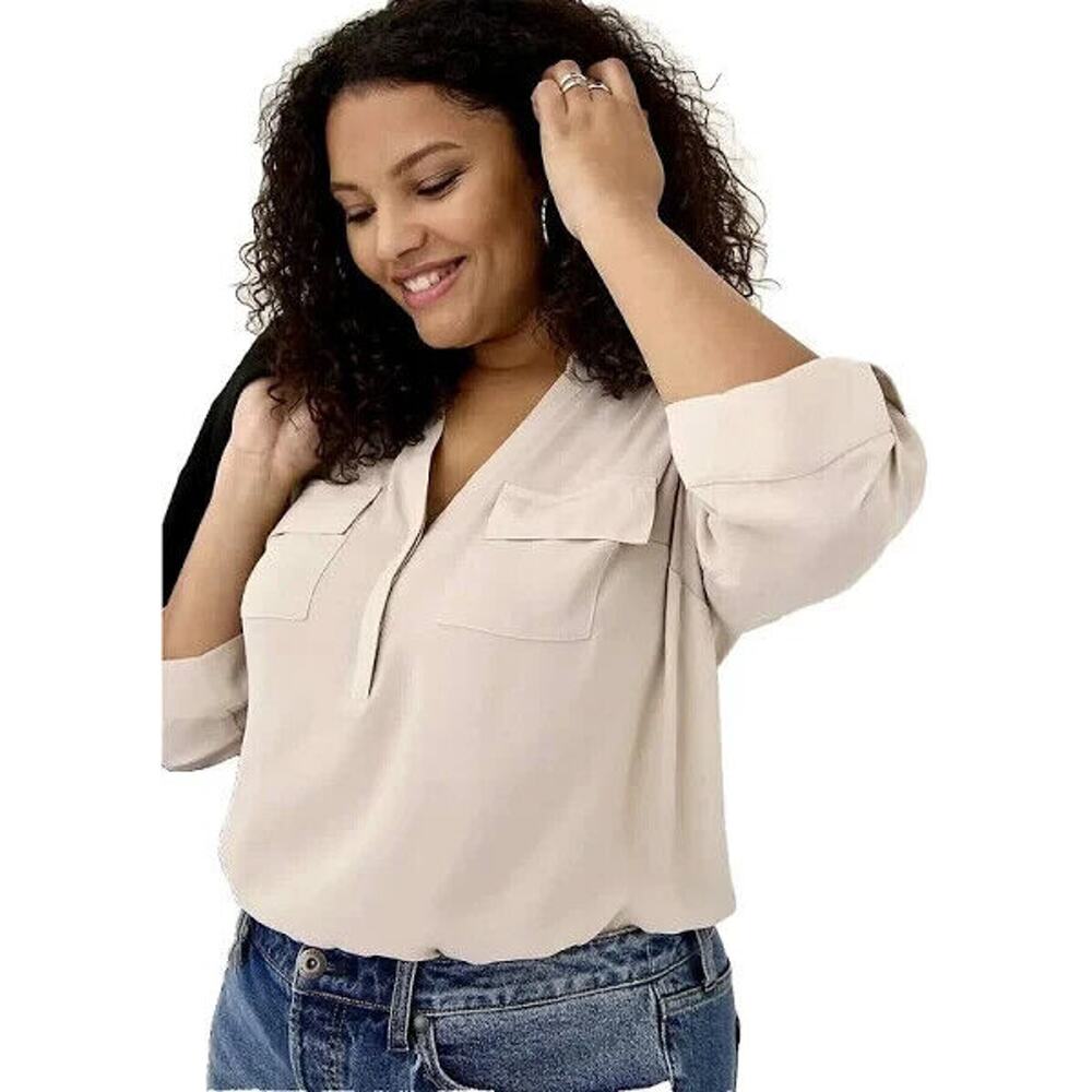 Torrid sz 1 ( 14-16 ) Beige Partial Button HARPER Pockets Tabbed Sleeve Blouse